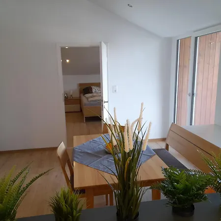 Grosszuegige Und Familienfreundliche Haustierfreundlich Lejlighed
